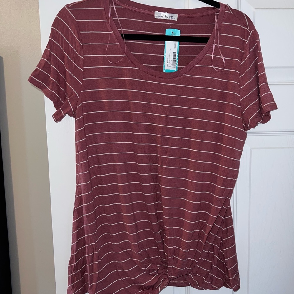Short sleeve tee